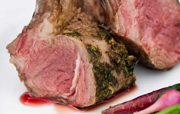 Classic Herb-Crusted Rack of Lamb 